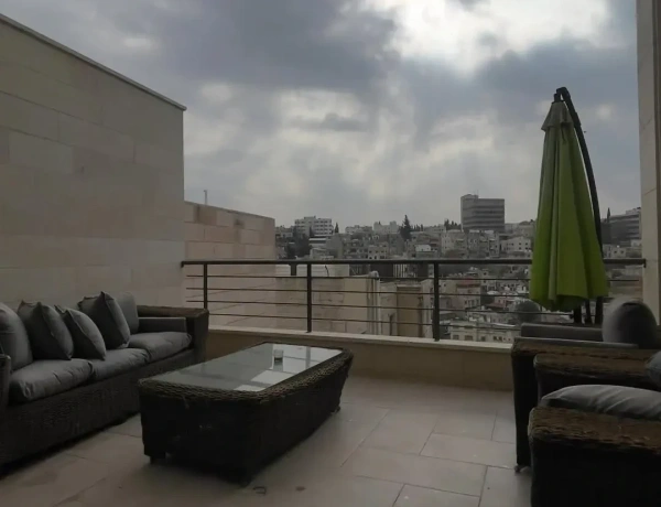 Cozy Apartment for Rent in Jabal Al-Weibdeh