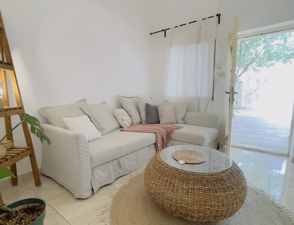 Bright Apartment for Rent in Amman – Jabal Al-Weibdeh