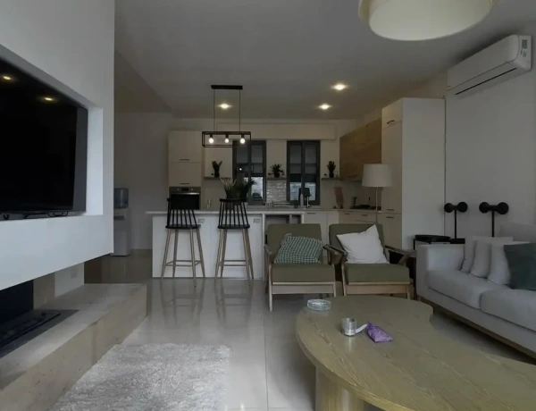 Cozy Apartment for Rent in Jabal Al-Weibdeh