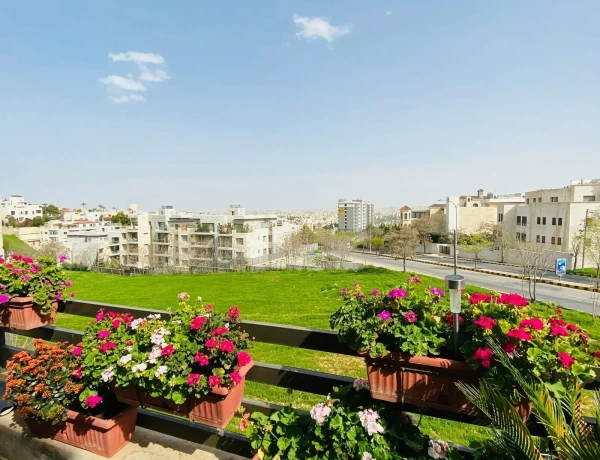 Elegant Two-Bedroom Apartment with Stunning Views and a Flower Garden Terrace – Abdoun