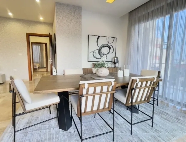 Luxury Apartment with Balcony for Rent in Amman