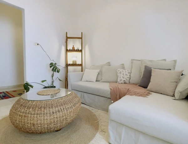 Bright Apartment for Rent in Amman – Jabal Al-Weibdeh