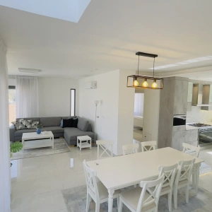 Elegant Duplex Rooftop Apartment – Jabal Al-Lweibdeh