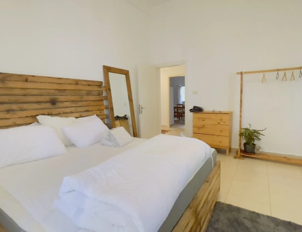 Bright Apartment for Rent in Amman – Jabal Al-Weibdeh