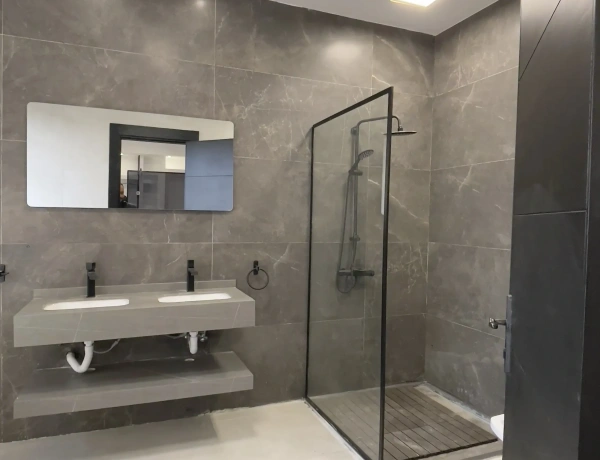 Luxurious Duplex Apartment with Rooftop and Panoramic View – Abdoun