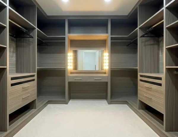 Fully Furnished 3-Bedroom Apartment for Sale – Der Ghbar