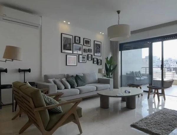 Cozy Apartment for Rent in Jabal Al-Weibdeh