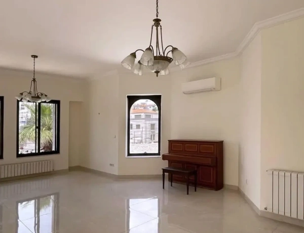 Modern 3-Bedroom Apartment in Abdoun, Amman