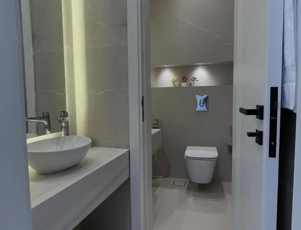 Modern 3-Bedroom Apartment in Abdoun, Amman