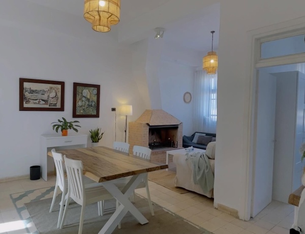 Stylish Apartment Near Rainbow Street | Jabal Amman