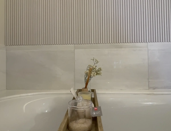 Luxurious One-Bedroom Apartment at The Ritz-Carlton, Amman – 5th Circle