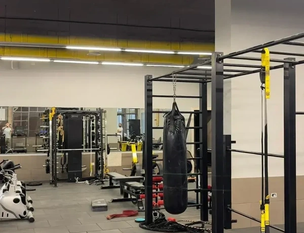 Ground Floor 3 Bedrooms Apartment with Garden in Der Ghbar