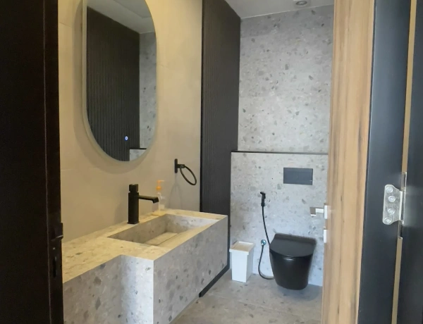 Luxurious Duplex Apartment with Rooftop and Panoramic View – Abdoun