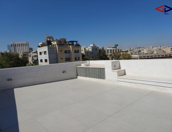 Luxury 3-Bedrooms Duplex Apartment with Roof - 4th Circle,Amman