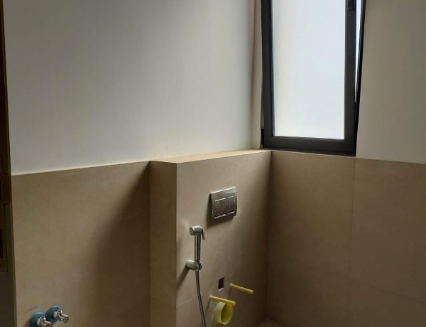 Luxury 3-Bedrooms Apartment - 4th Circle, Amman