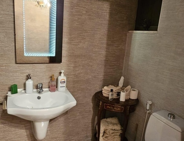 3-Bedrooms Apartment - 4th Circle