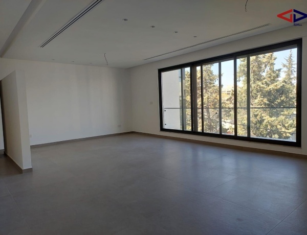 Luxury 3-Bedrooms Apartment - 4th Circle, Amman