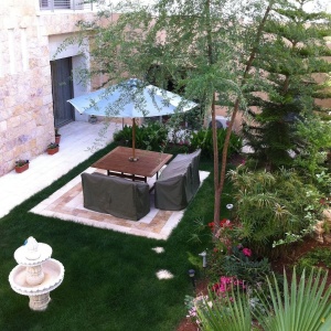 4-Bedrooms Apartment with Garden - 4th Circle,Amman