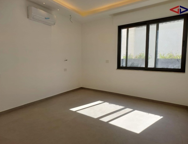 Luxury 3-Bedrooms Semi Ground Apartment with Garden - 4th Circle,Amman