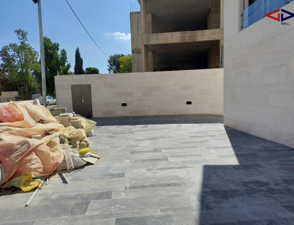 Luxury 3-Bedrooms Semi Ground Apartment with Garden - 4th Circle,Amman
