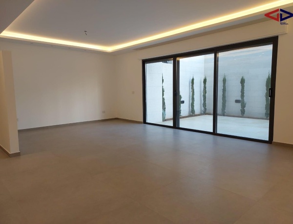 Luxury 3-Bedrooms Semi Ground Apartment with Garden - 4th Circle,Amman