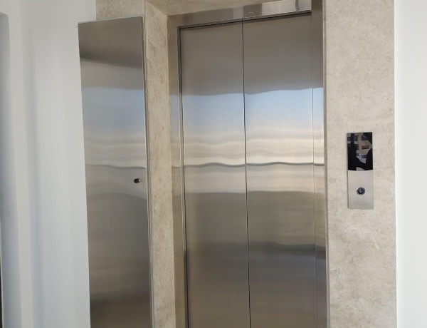 Luxury 3-Bedrooms Duplex Apartment with Roof - 4th Circle,Amman