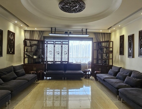 3-Bedrooms Apartment - 4th Circle