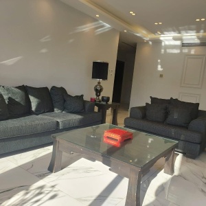 4-Bedrooms Apartment - 4th Circle,Amman