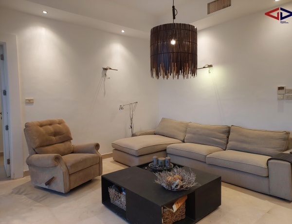 Luxury 4-Bedrooms Apartment with Spacious Balcony - 4th Circle, Amman