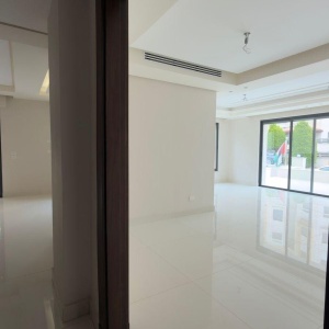 Spacious 4-Bedroom Apartment for Sale in Al Swaifyeh | Prime Location in Amman