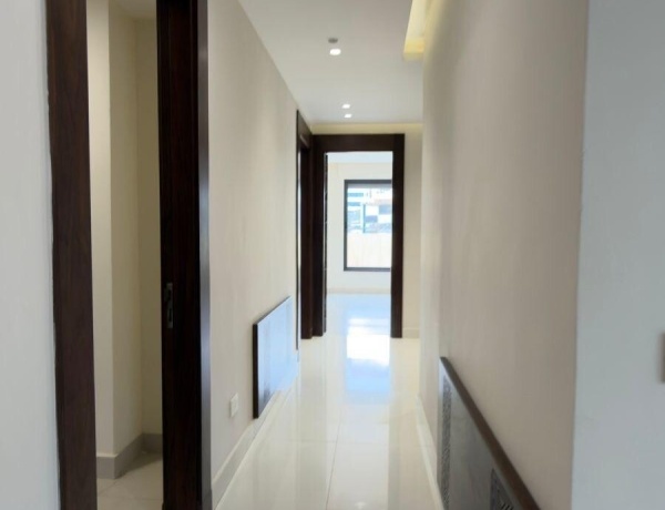 Spacious 4-Bedroom Apartment for Sale in Al Swaifyeh | Prime Location in Amman