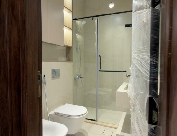 Spacious 4-Bedroom Apartment for Sale in Al Swaifyeh | Prime Location in Amman