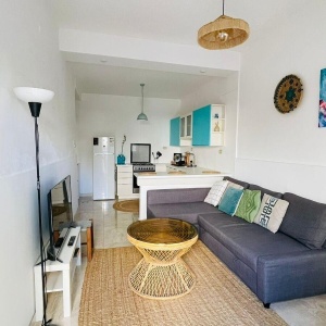 Cozy 1-Bedroom Apartment in Jabal Al Weibdeh | Prime Location & Urban Living