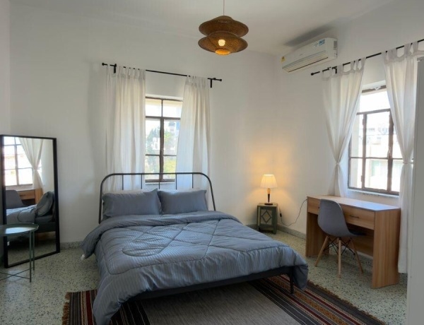 Charming 2-Bedroom Apartment for rent in Jabal Al Weibdeh | Prime Location in Amman