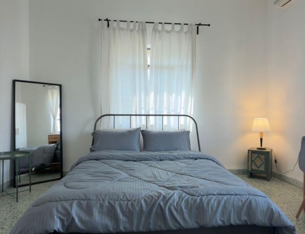 Charming 2-Bedroom Apartment for rent in Jabal Al Weibdeh | Prime Location in Amman