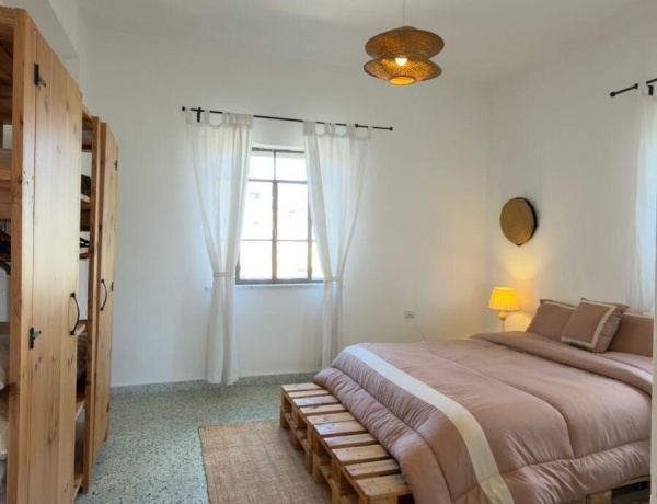 Charming 2-Bedroom Apartment for rent in Jabal Al Weibdeh | Prime Location in Amman