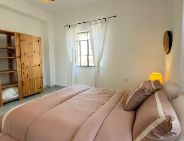 Charming 2-Bedroom Apartment for rent in Jabal Al Weibdeh | Prime Location in Amman