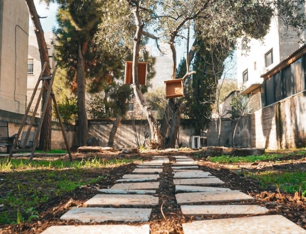 Luxurious 2-Bedroom Apartment with Garden | Modern & Elegant Living