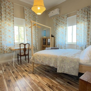 Spacious Apartment for Rent in Jabal Al Weibdeh – 3 Bedrooms, 2 Bathrooms, 2 Balconies, 150 sqm