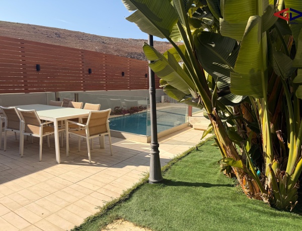 Modern 2-Bedroom Ground Floor Apartment with Garden & Pool in Abdoun near Australian Embassy