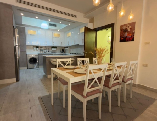 Distinctive 3-Bedroom Apartment for Rent | 170 sqm with Balcony & Central Heating – Sixth Floor