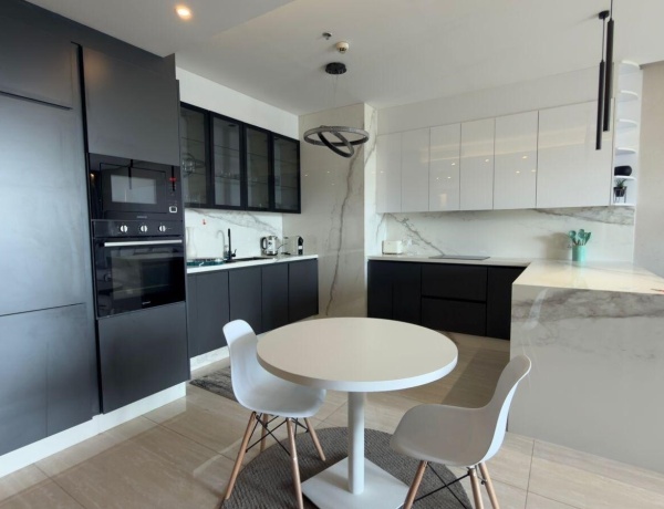 Distinctive Furnished 2-Bedroom Apartment | Elegant & Comfortable Living