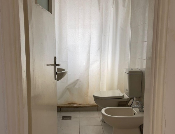 Apartment for Rent in Jabal Al Lweibdeh | 2 Bedrooms, Balcony, 130 sqm in Amman