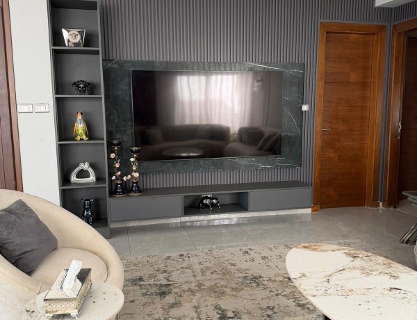 Spacious Apartment for Sale in Deir Ghbar – 193 sqm