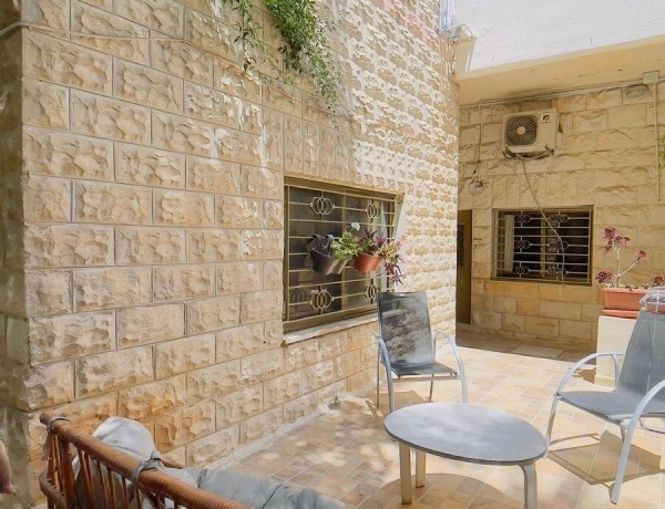 Stylish Apartment for Rent with Private Terrace – Modern Living & All-Inclusive Services