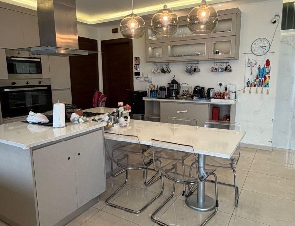 Spacious Apartment for Sale in Deir Ghbar – 193 sqm