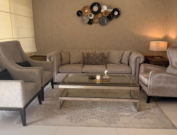 Modern 2-Bedroom Ground Floor Apartment with Garden & Pool in Abdoun near Australian Embassy