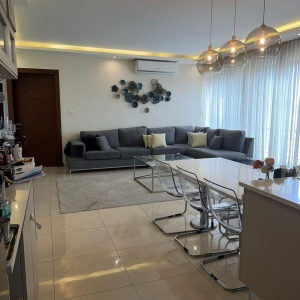 Spacious Apartment for Sale in Deir Ghbar – 193 sqm