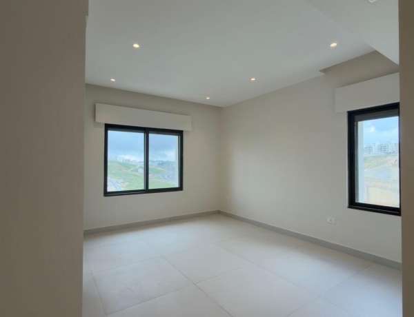 Luxury Apartment for Rent in Abdoun – 250 sqm, 4 Bedrooms with Terrace