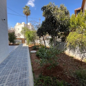 Luxury Renovated Villa for Sale Near US Embassy | 5 Bedrooms | 400 sqm